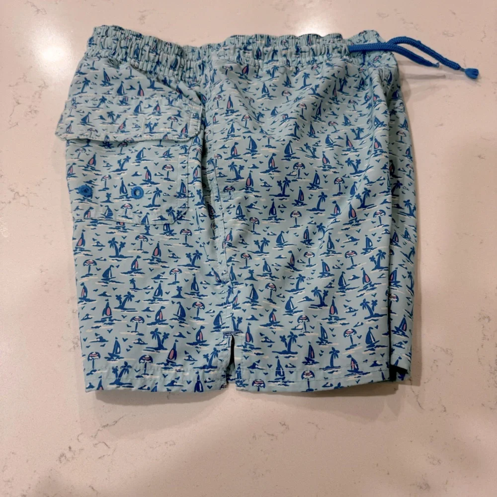 Vineyard Vines Boy Swimming Shorts Size S( 8-10)